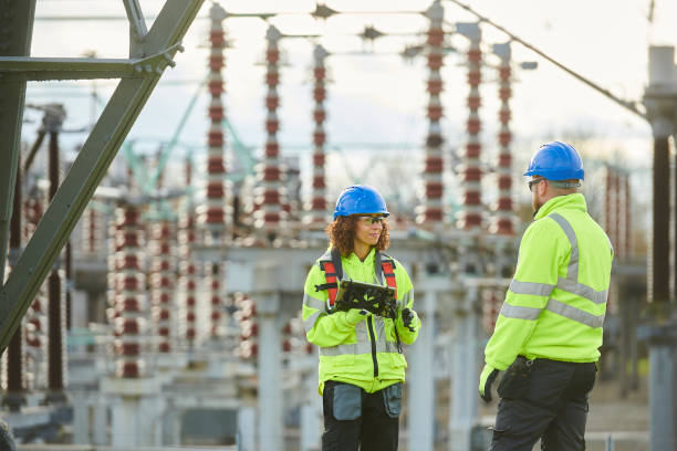 Best Electrical Contractors for Businesses  in Grundy Center, IA