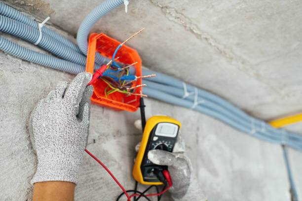 Best Emergency Electrical Repair  in Grundy Center, IA